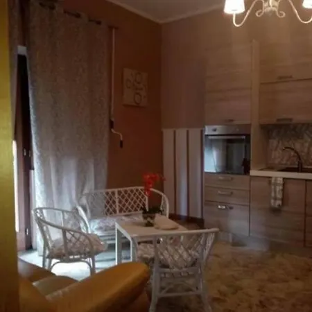 公寓 Casa Lella *